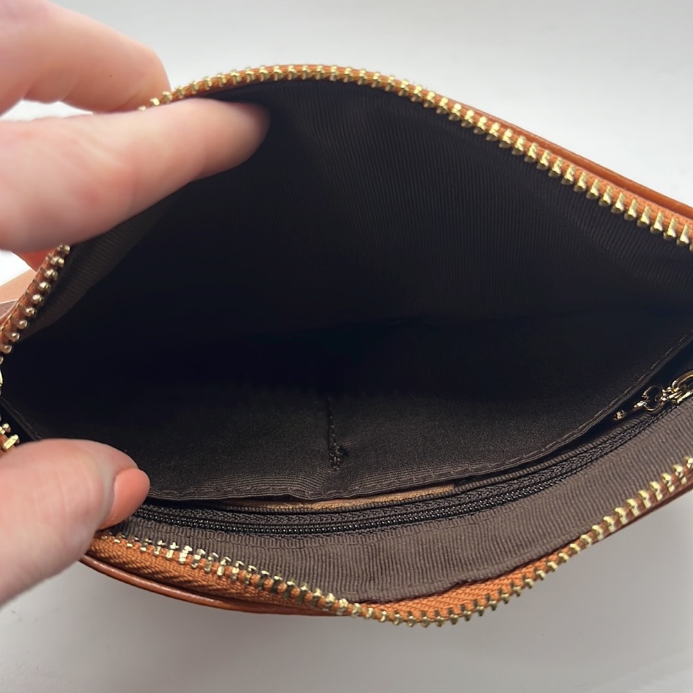 Befen Italian Leather Wristlet - Picture 6 of 6